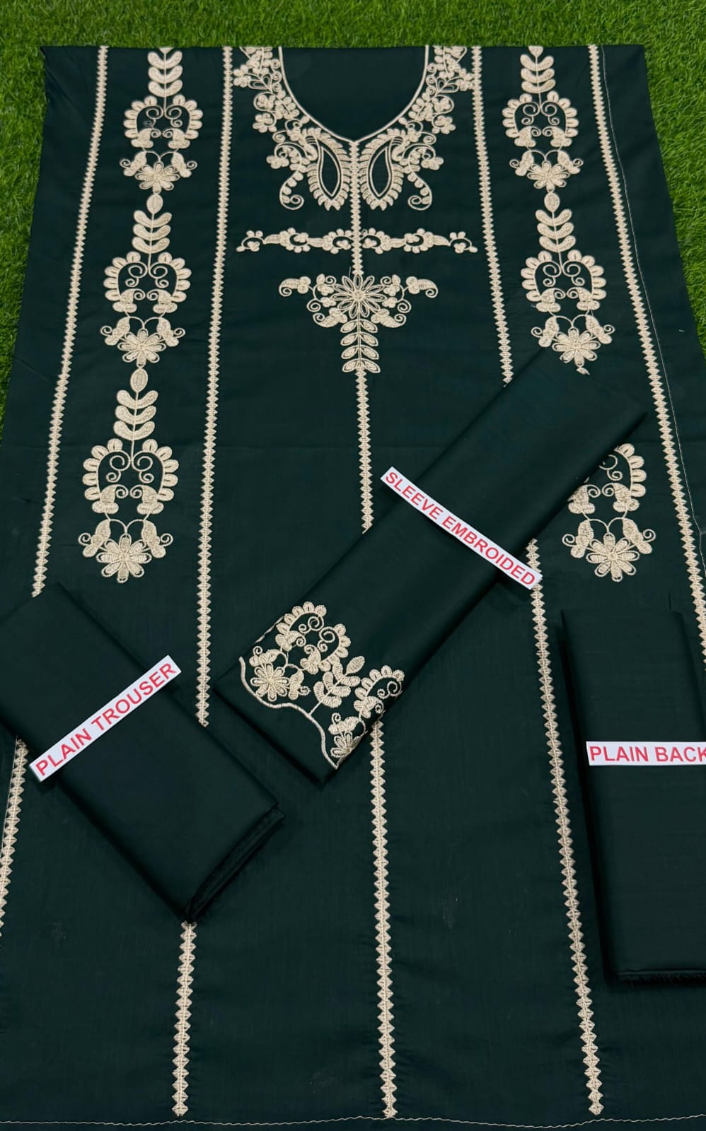 Batik embroidery lawn 2pc